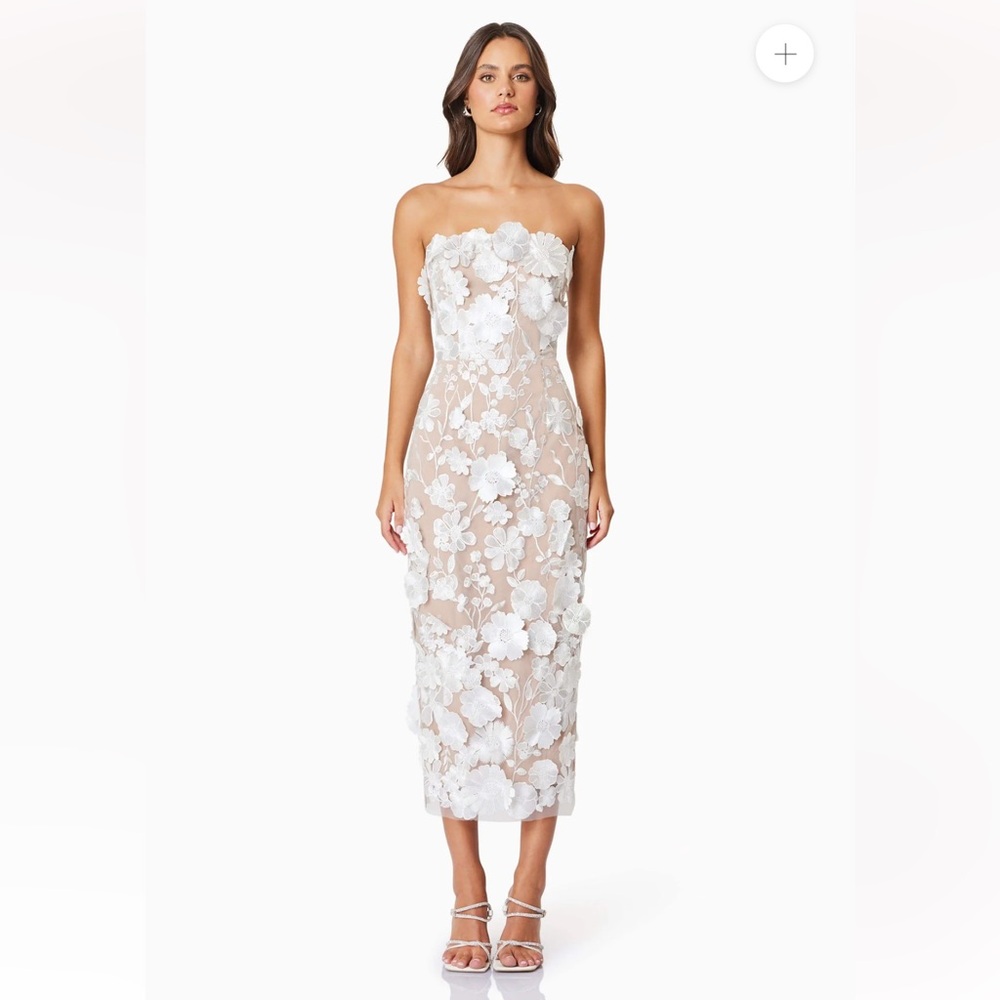 Elliatt Helena Strapless Midi Dress In White